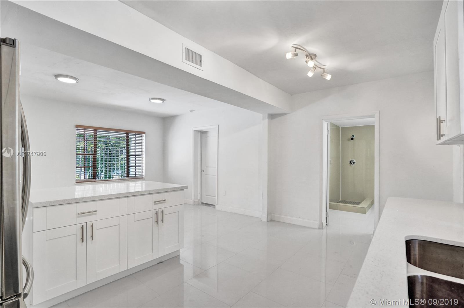 BRIAN MANORS - Residential