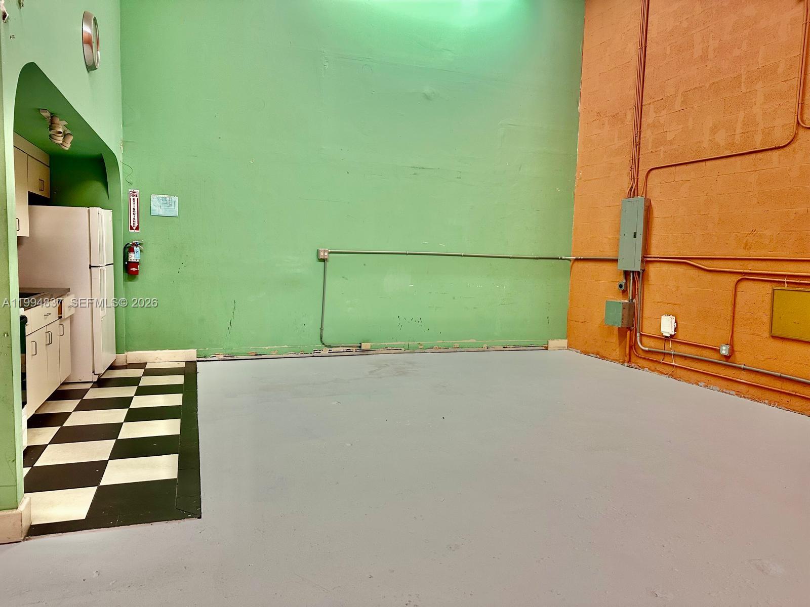 1751 W 38th Pl 1004A