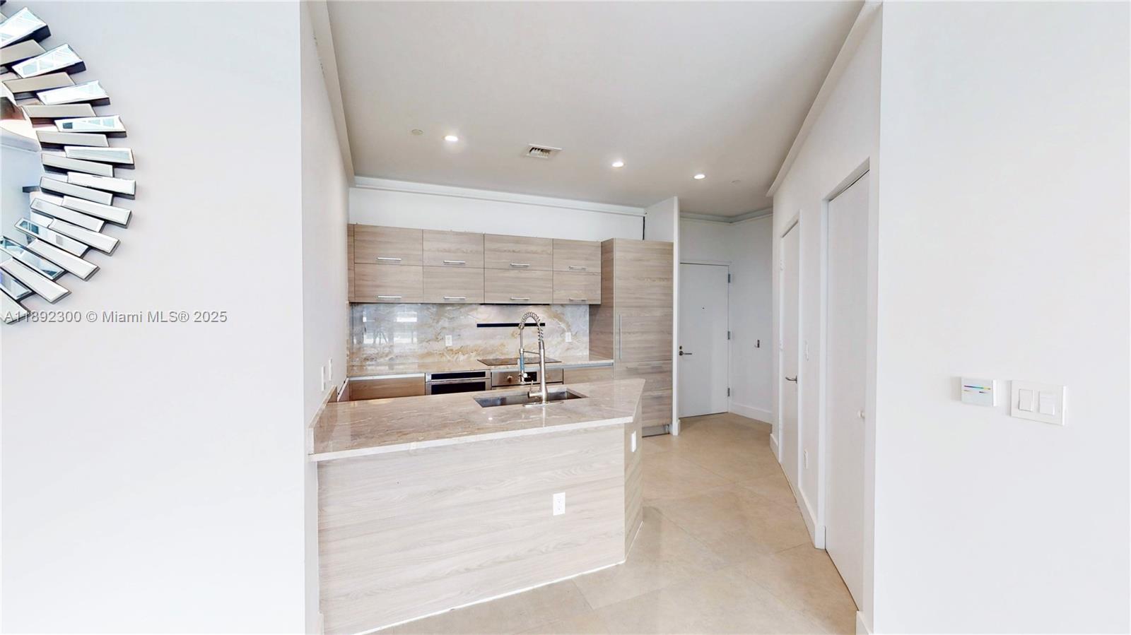 1300 S MIAMI AVENUE CONDO - Residential