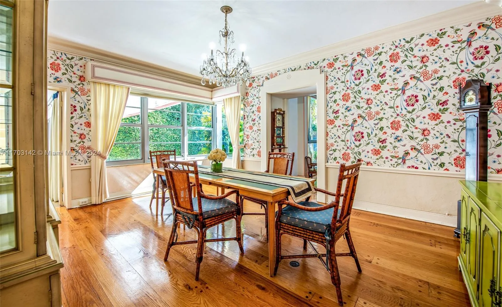 Miami Beach, Florida 33141, United States, 5 Bedrooms Bedrooms, ,5 BathroomsBathrooms,Residential,Pending,28666