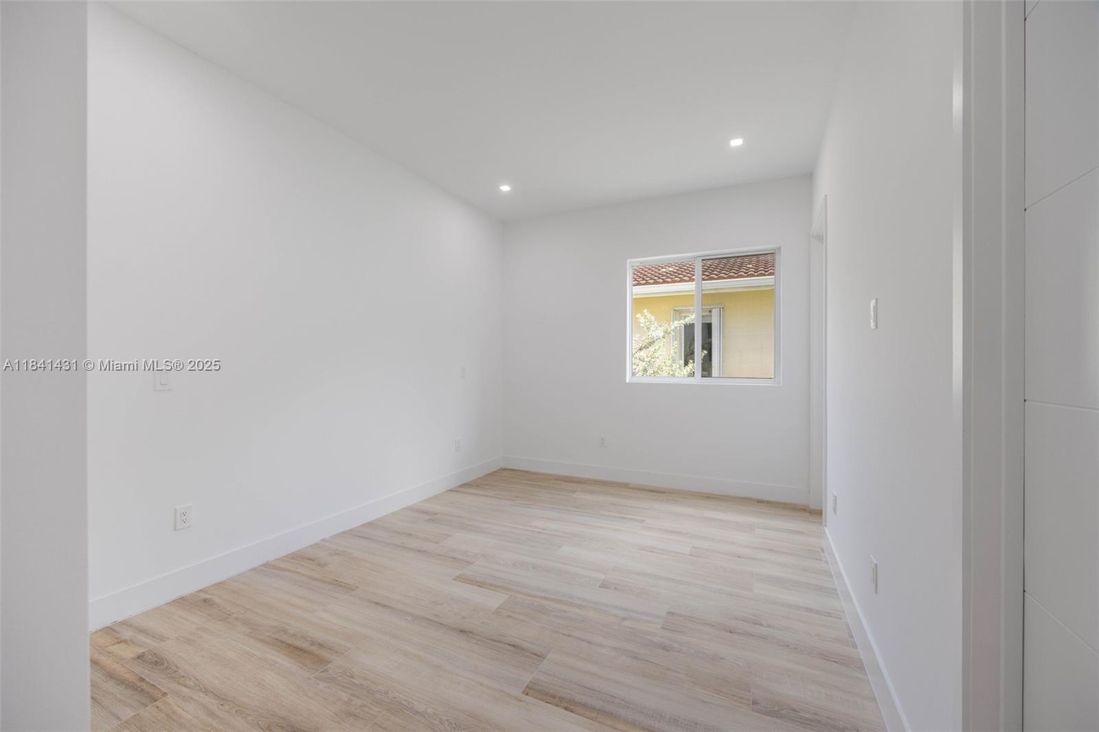 CARTERS ADDN TO COCONUT G - Residential