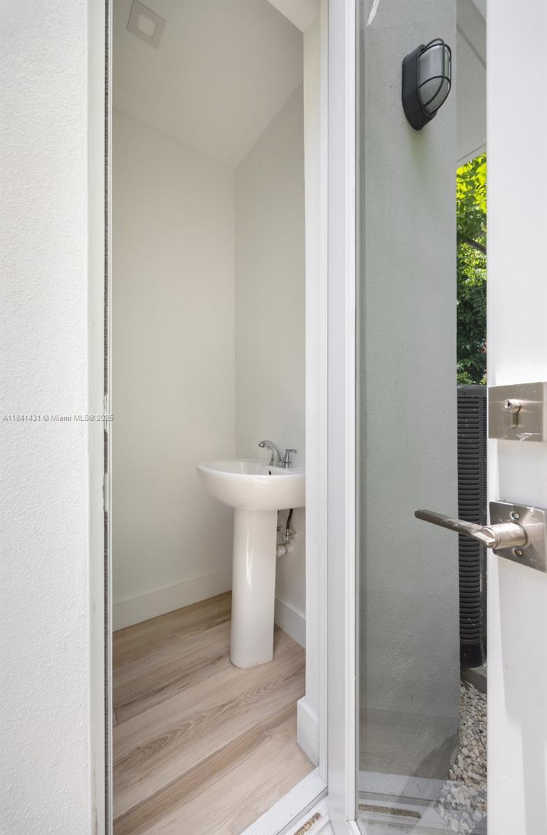 CARTERS ADDN TO COCONUT G - Residential