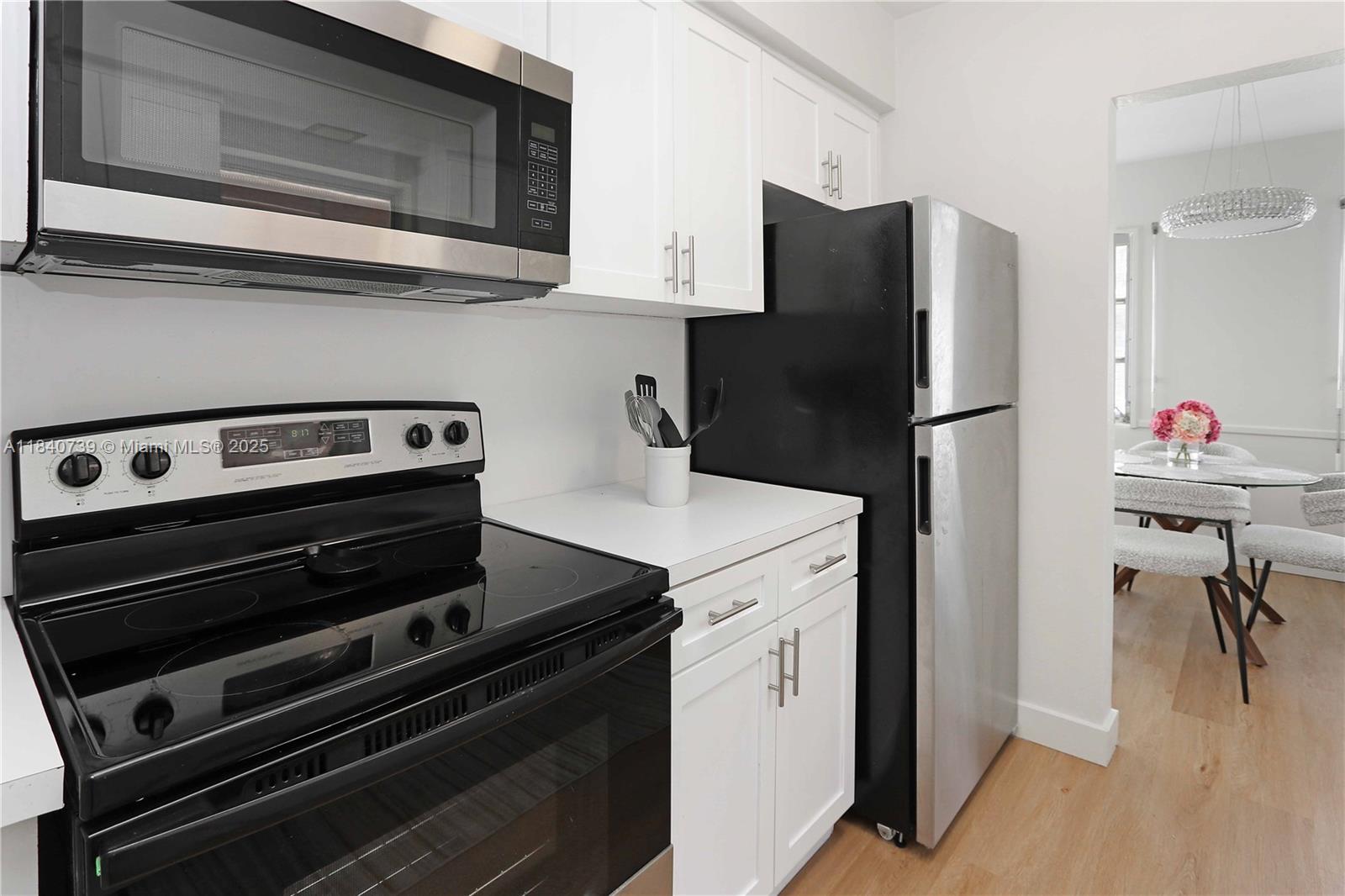 HOLLYWOOD BEACH - Residential Lease