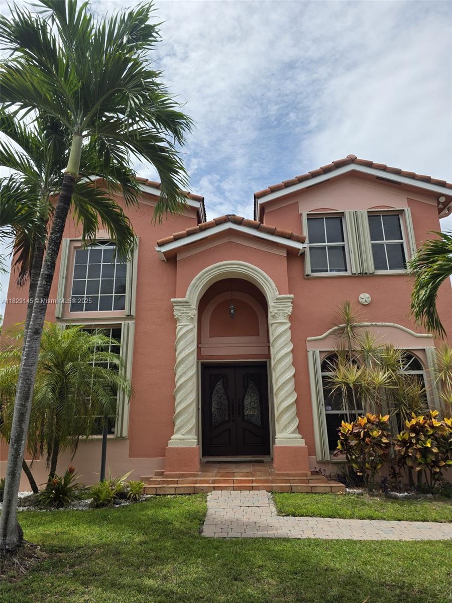 BEAUTIFUL 2 STORY MEDITERREAN HOME LOCATED IN PIAZZA VECCHIA; A WONDERFUL DORAL GATED COMMUNITY WITH ONLY 62 HOMES. THIS HOME FEATURES 3 BED 2 1/2 BATHS AND POOL, GREAT FLOORPLAN, TILE FLOORS, KITCHEN, PLENTY OF CLOSETS AND STORAGE. ENJOY THE PATIO, RELAX IN THE HOT TUB AND ENJOY YOUR EVENINGS FROM YOUR 400 SQ FT SUNDECK. NEAR SHOPS, RESTAURANTS AND MAJOR HIGHWAYS.