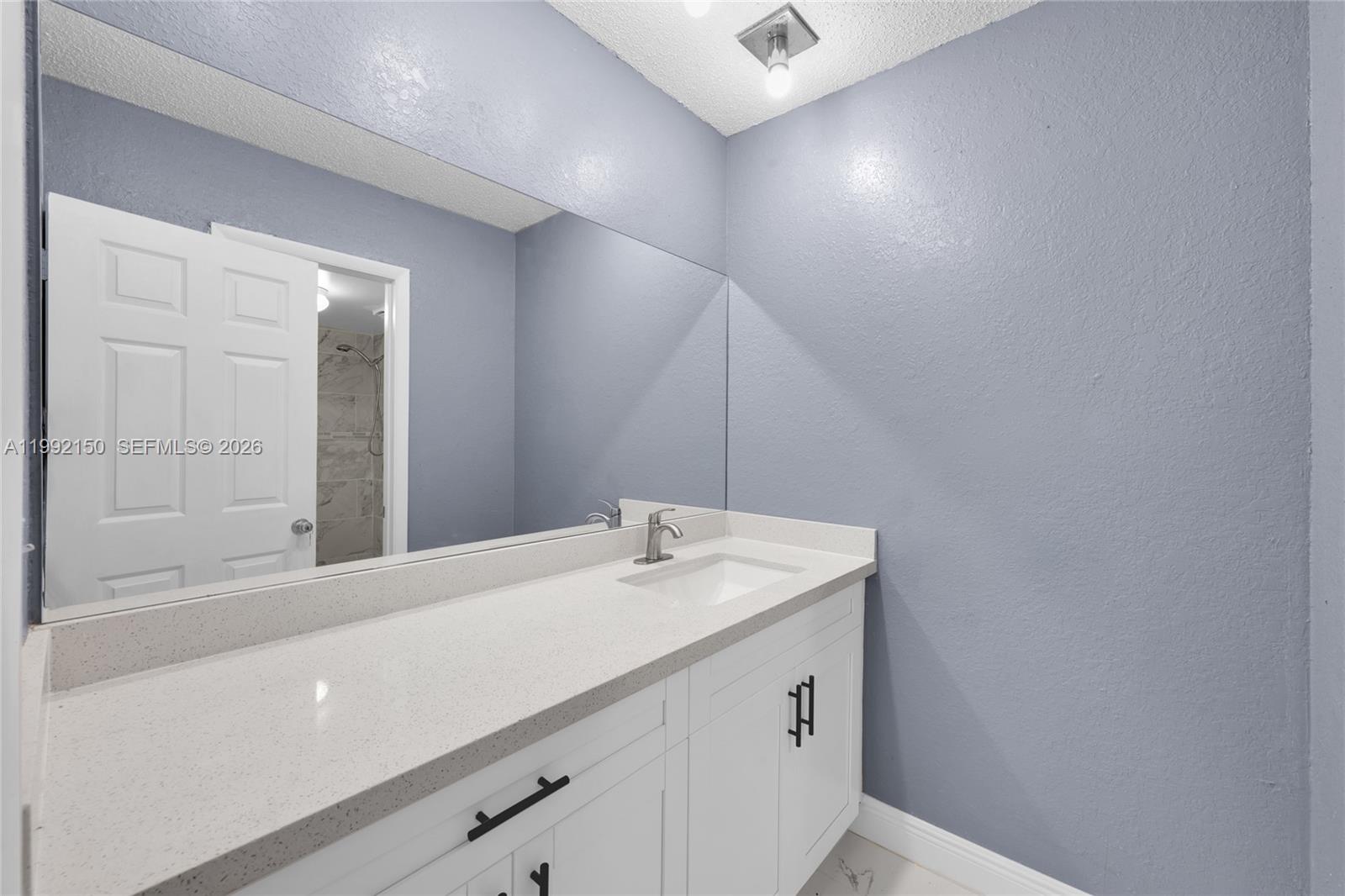 WIMBLEDON TOWNHOUSE I-17 - Residential