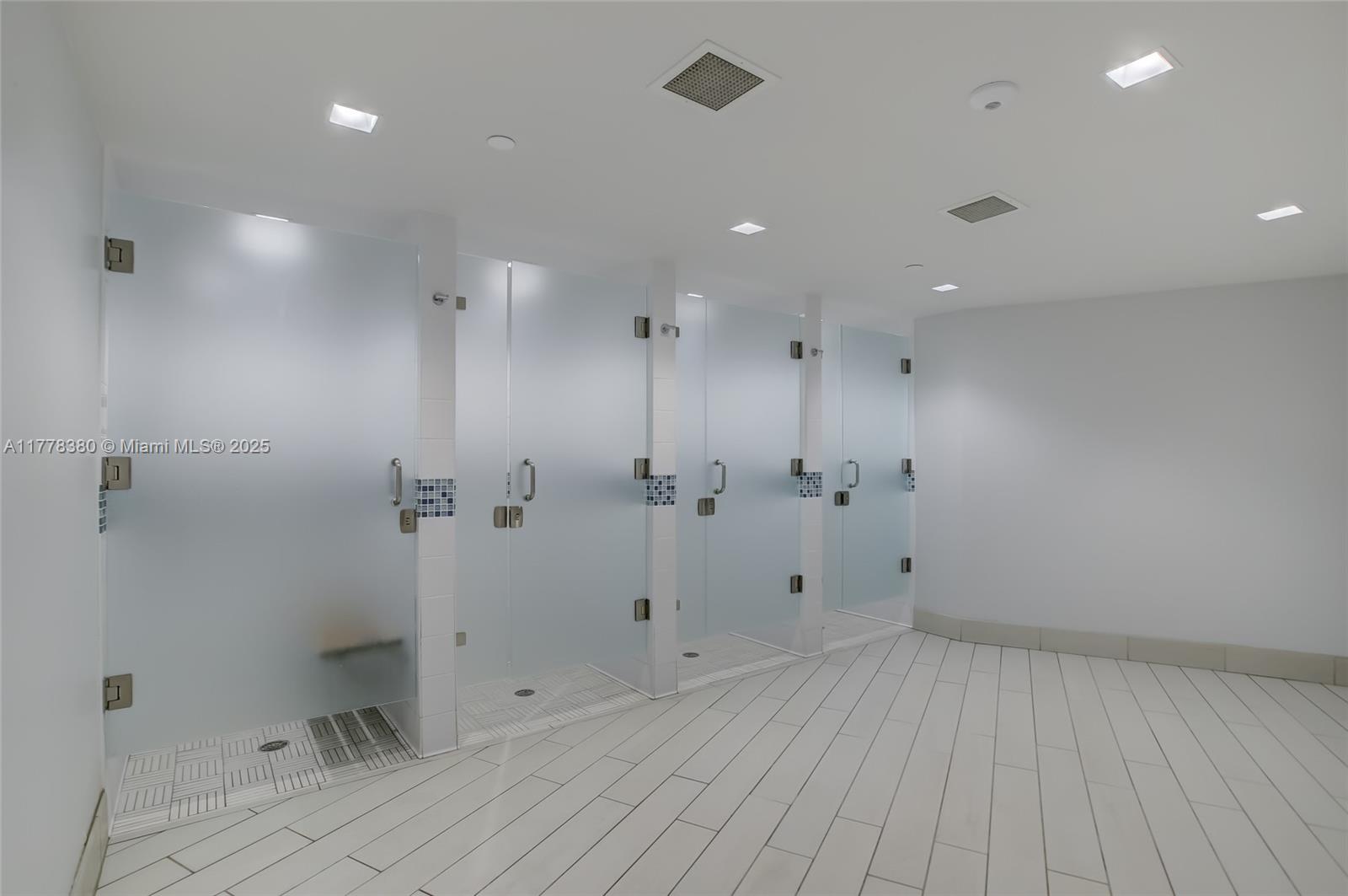 OLYMPUS CONDO PHASE - Residential
