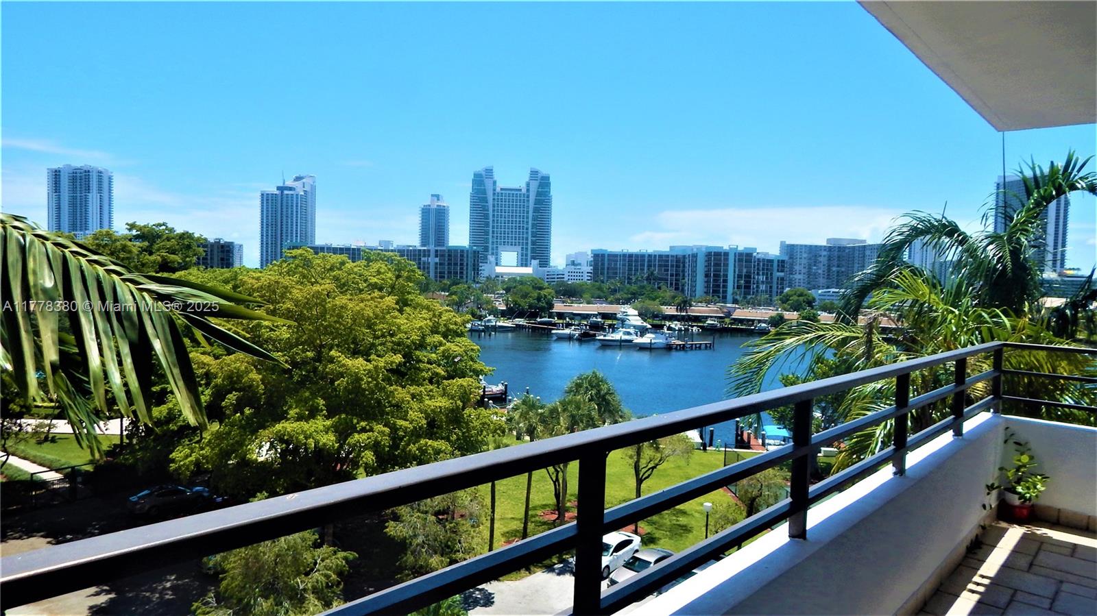 OLYMPUS CONDO PHASE - Residential