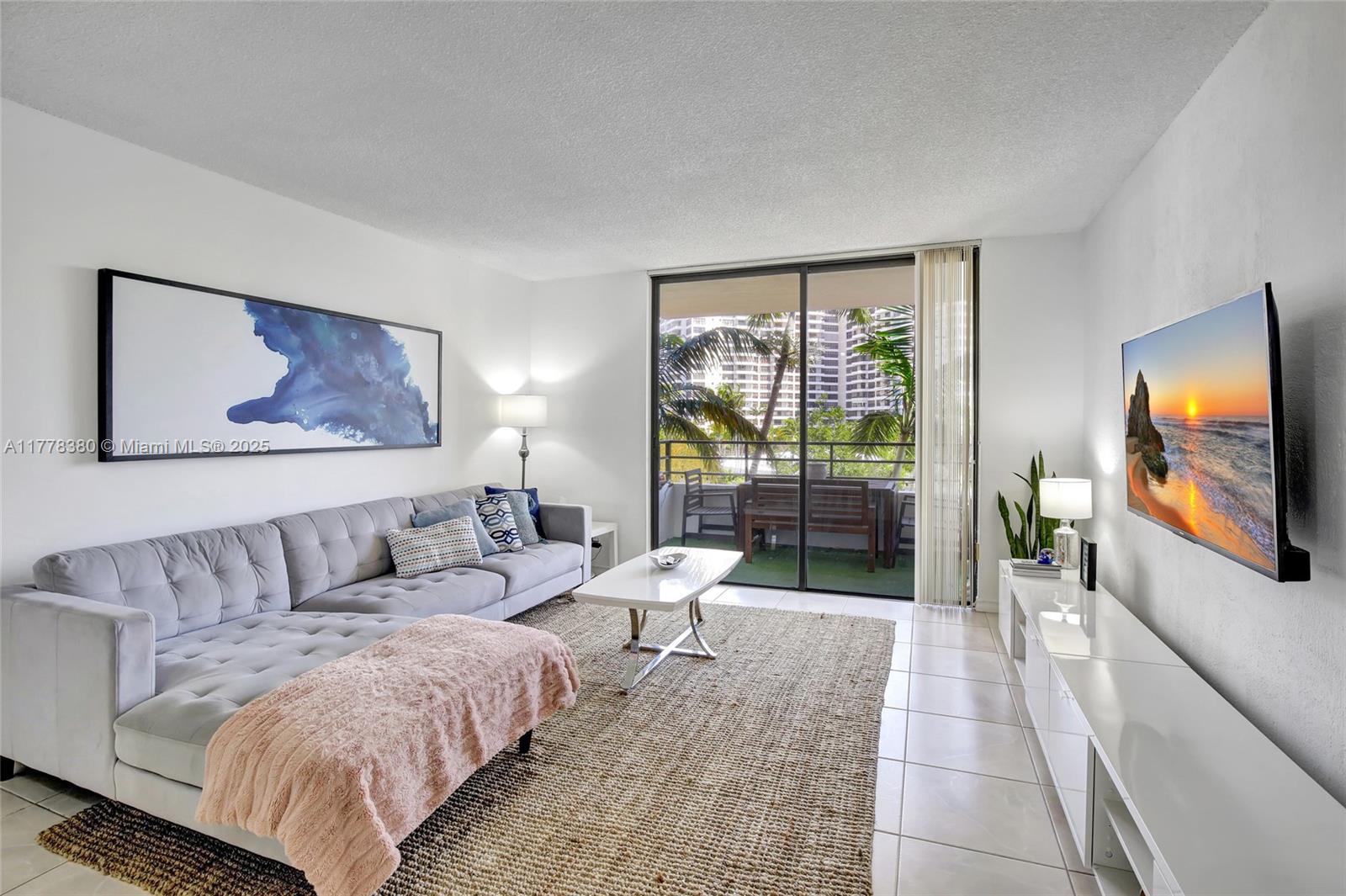 OLYMPUS CONDO PHASE - Residential