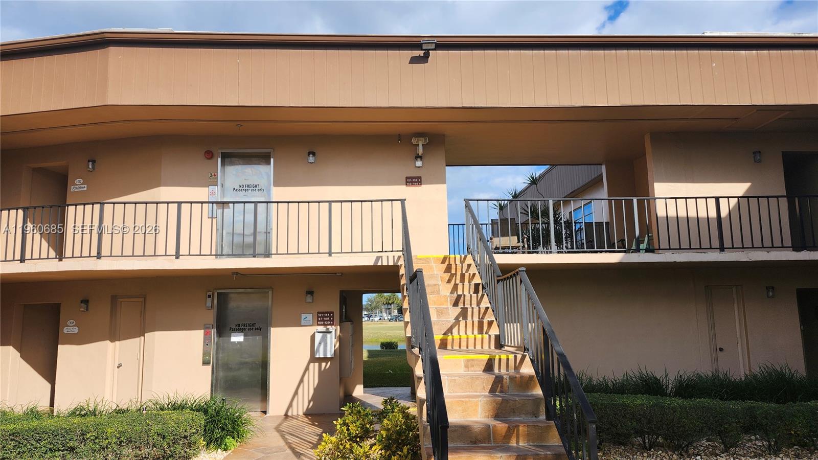 KINGS POINT PIEDMONT COND - Residential