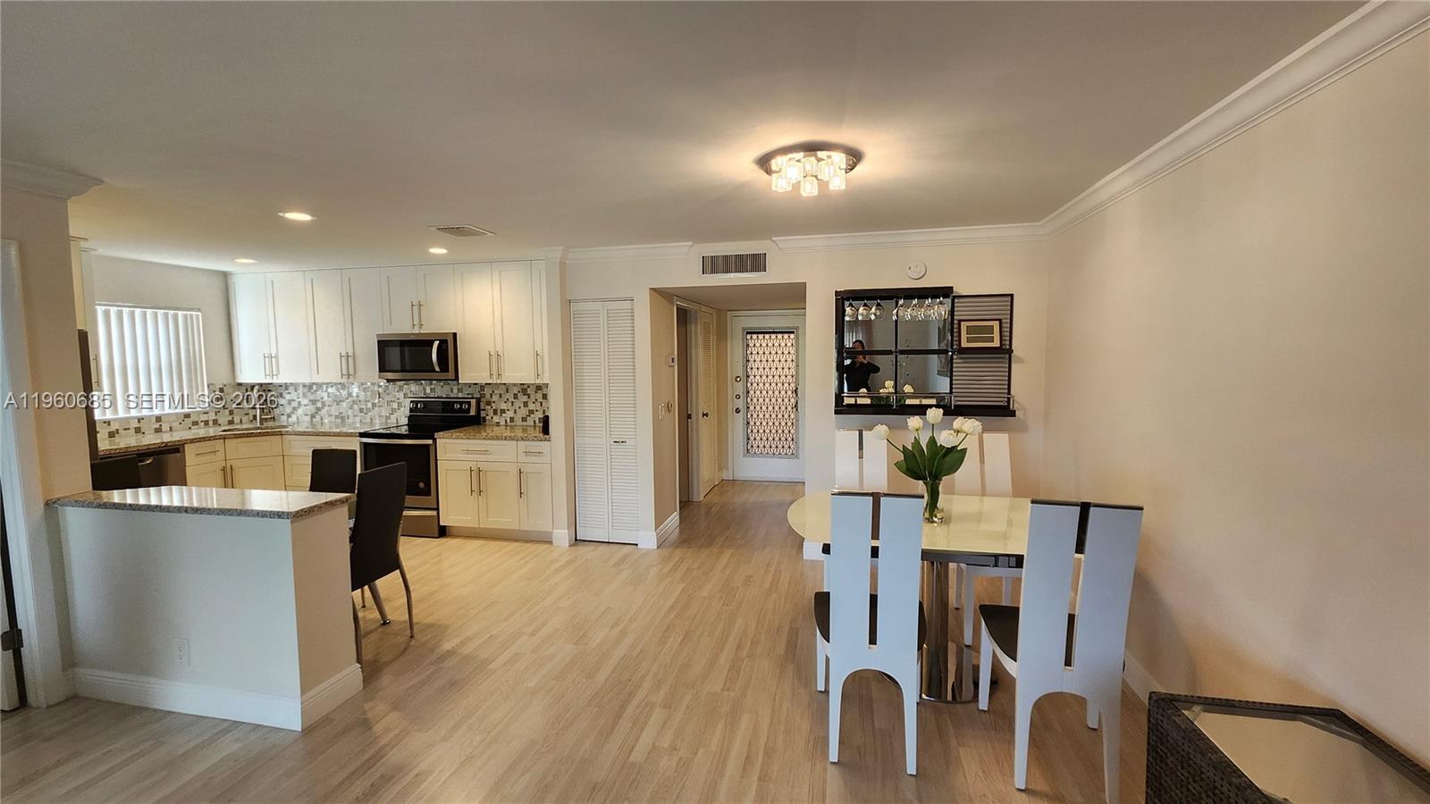 KINGS POINT PIEDMONT COND - Residential