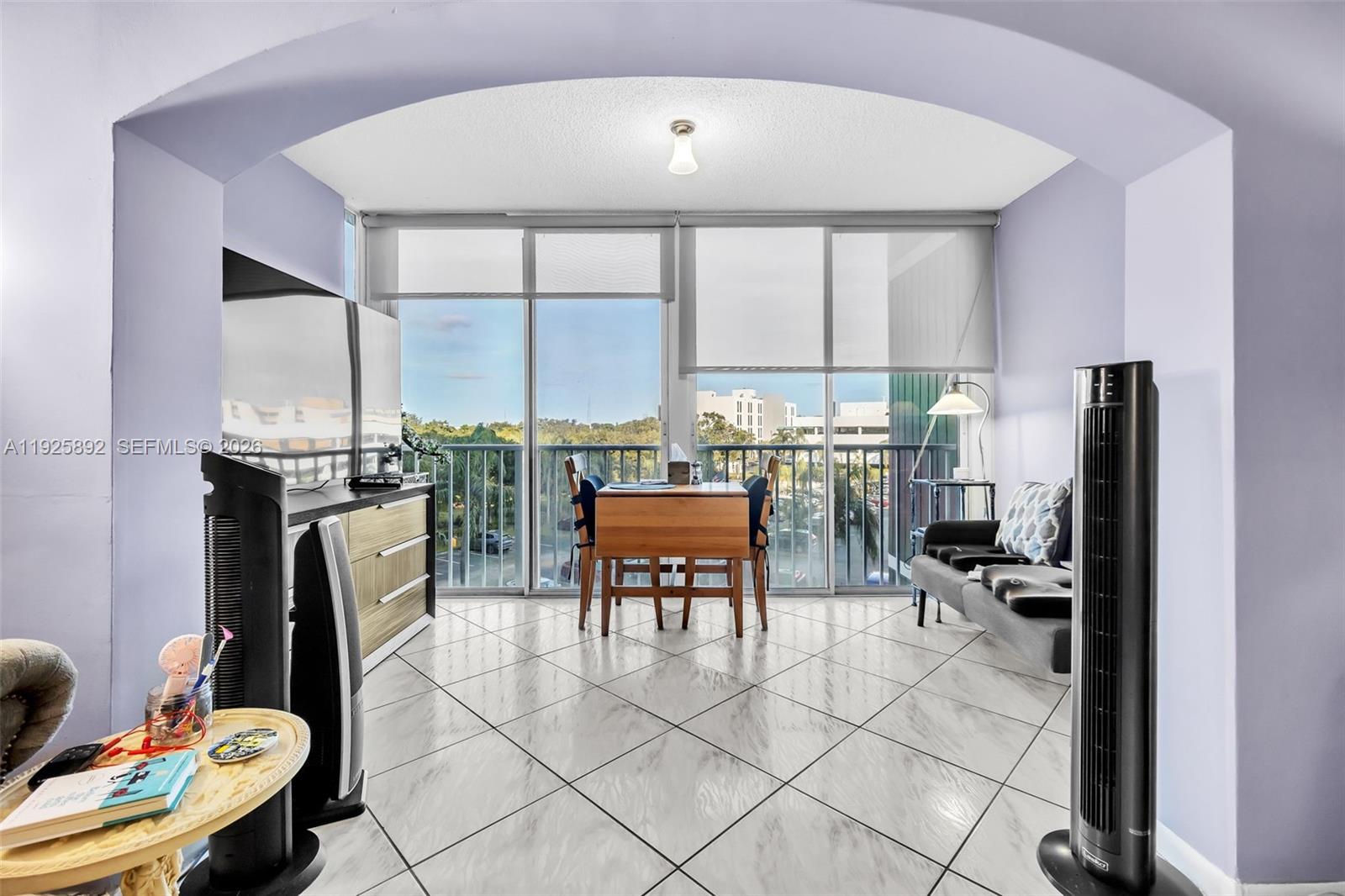 HILLCREST EAST NO 27 COND - Residential