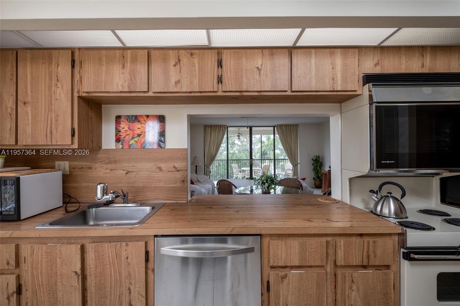 ROYAL PALM AT PLANTATION - Residential