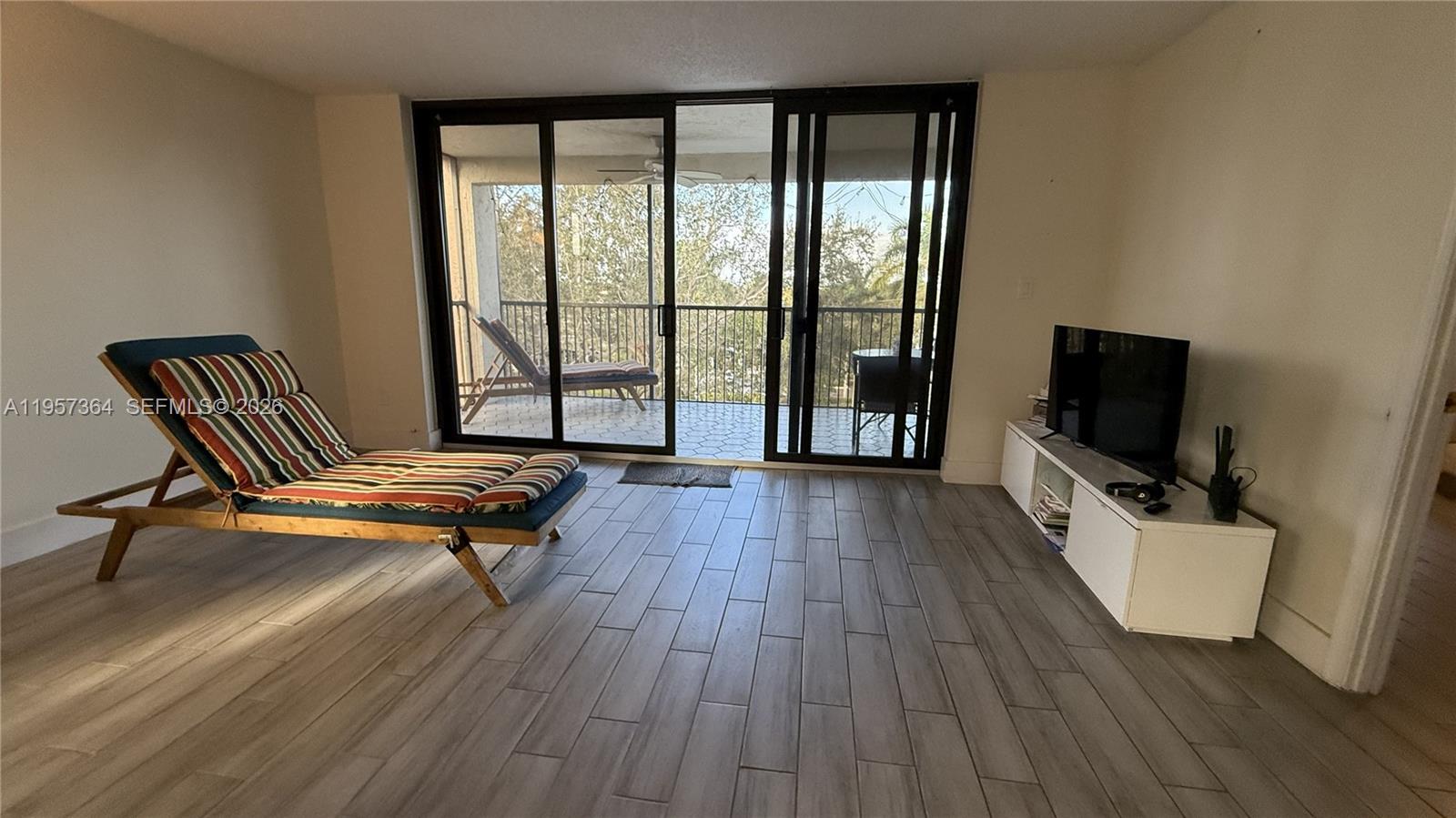 ROYAL PALM AT PLANTATION - Residential