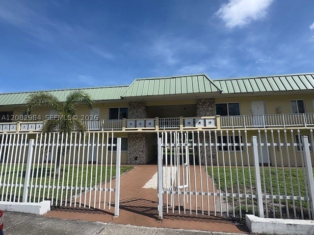 505 NW 177th St 128, Miami Gardens FL 33169