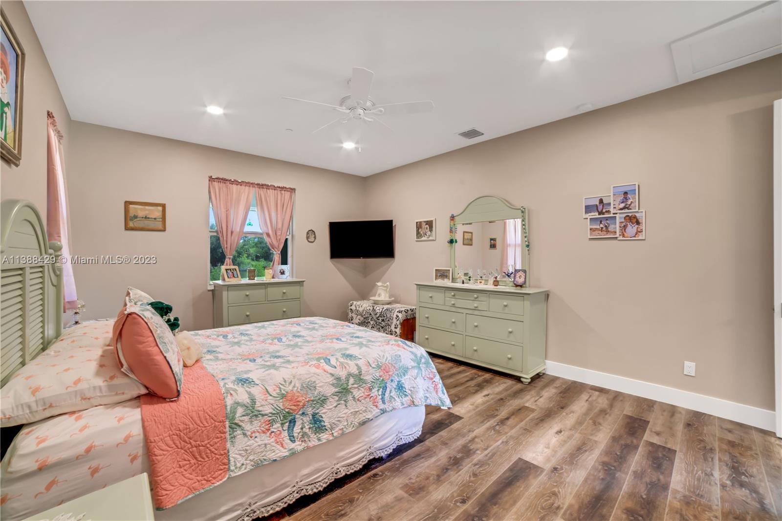 BOX RANCH GROVES A PLAT O - Residential