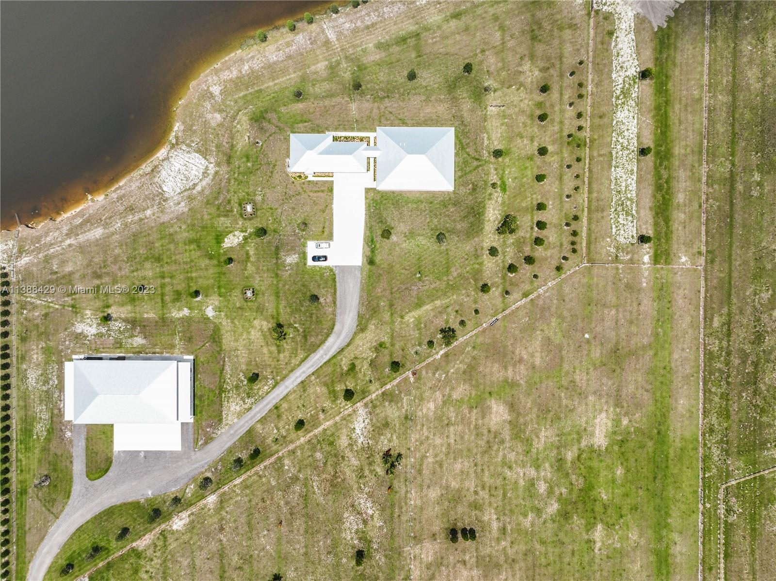 BOX RANCH GROVES A PLAT O - Residential