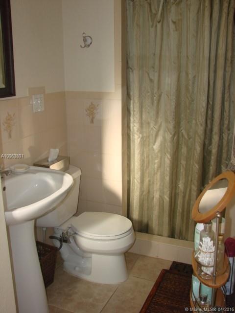 SUNSET PINES - Residential Lease