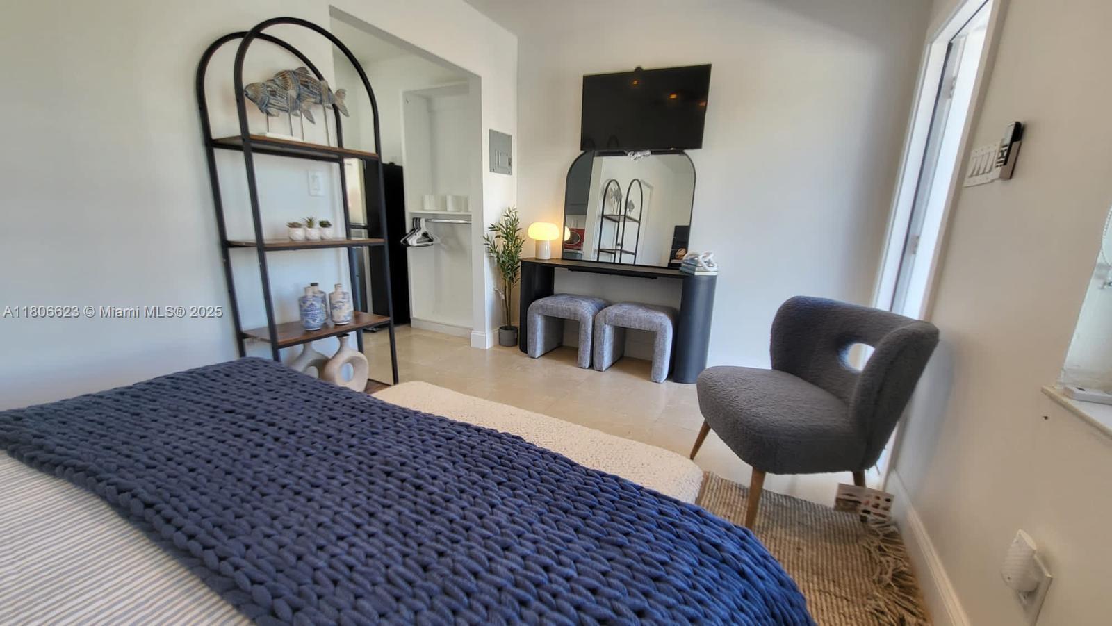 HOLLYWOOD BEACH FIRST ADD - Residential Income