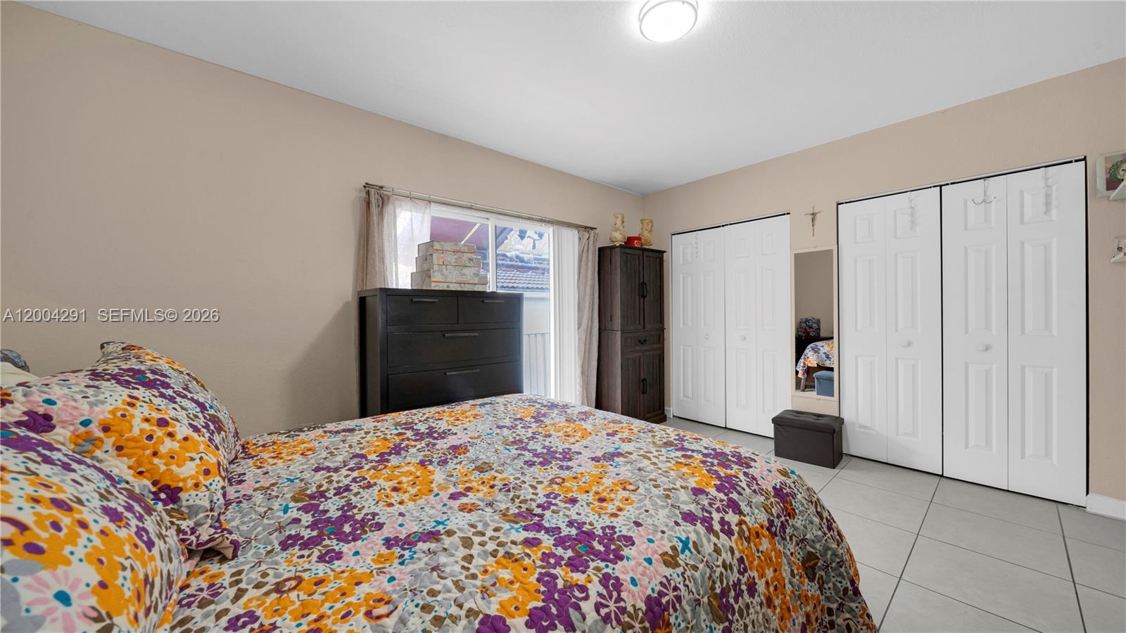 LOS PORTALES PHASE III CO - Residential