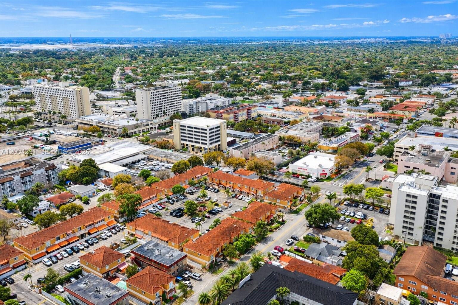 LOS PORTALES PHASE III CO - Residential