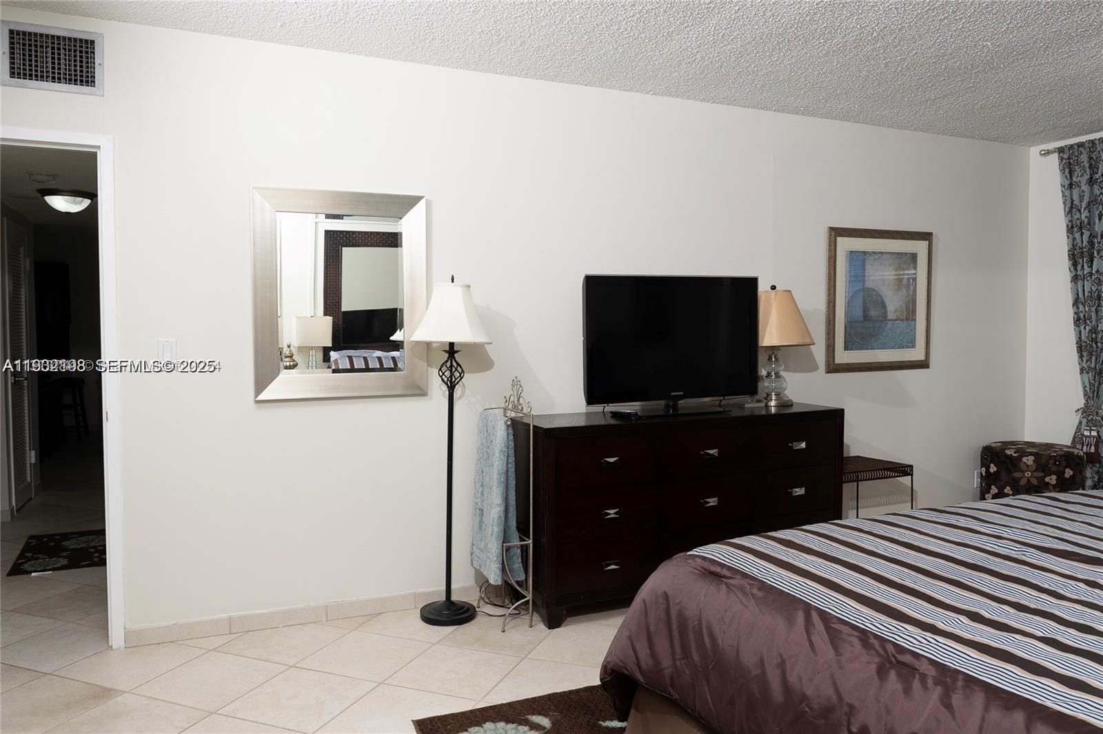 SEA AIR TOWERS CONDO - Residential