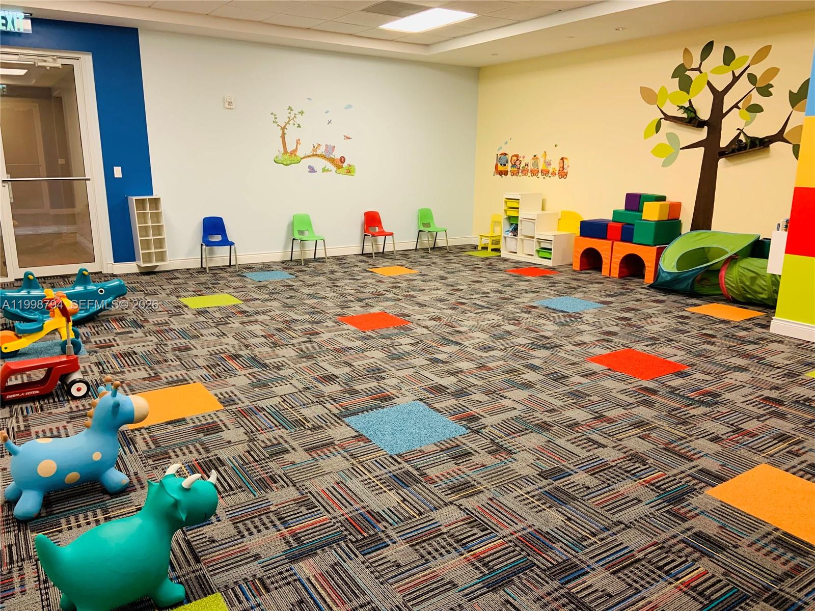 COURTS BRICKELL KEY CONDO - Residential Lease