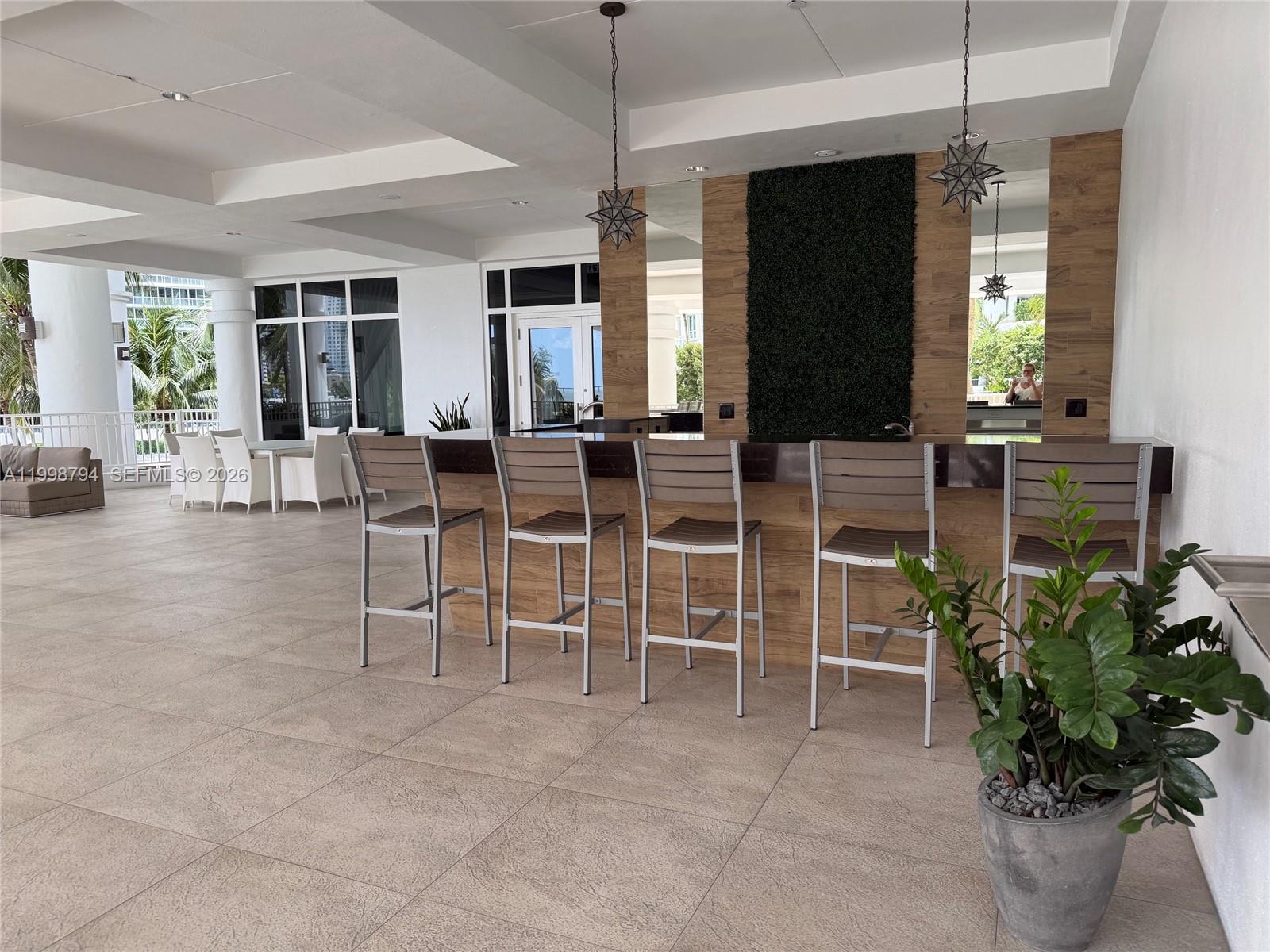 COURTS BRICKELL KEY CONDO - Residential Lease