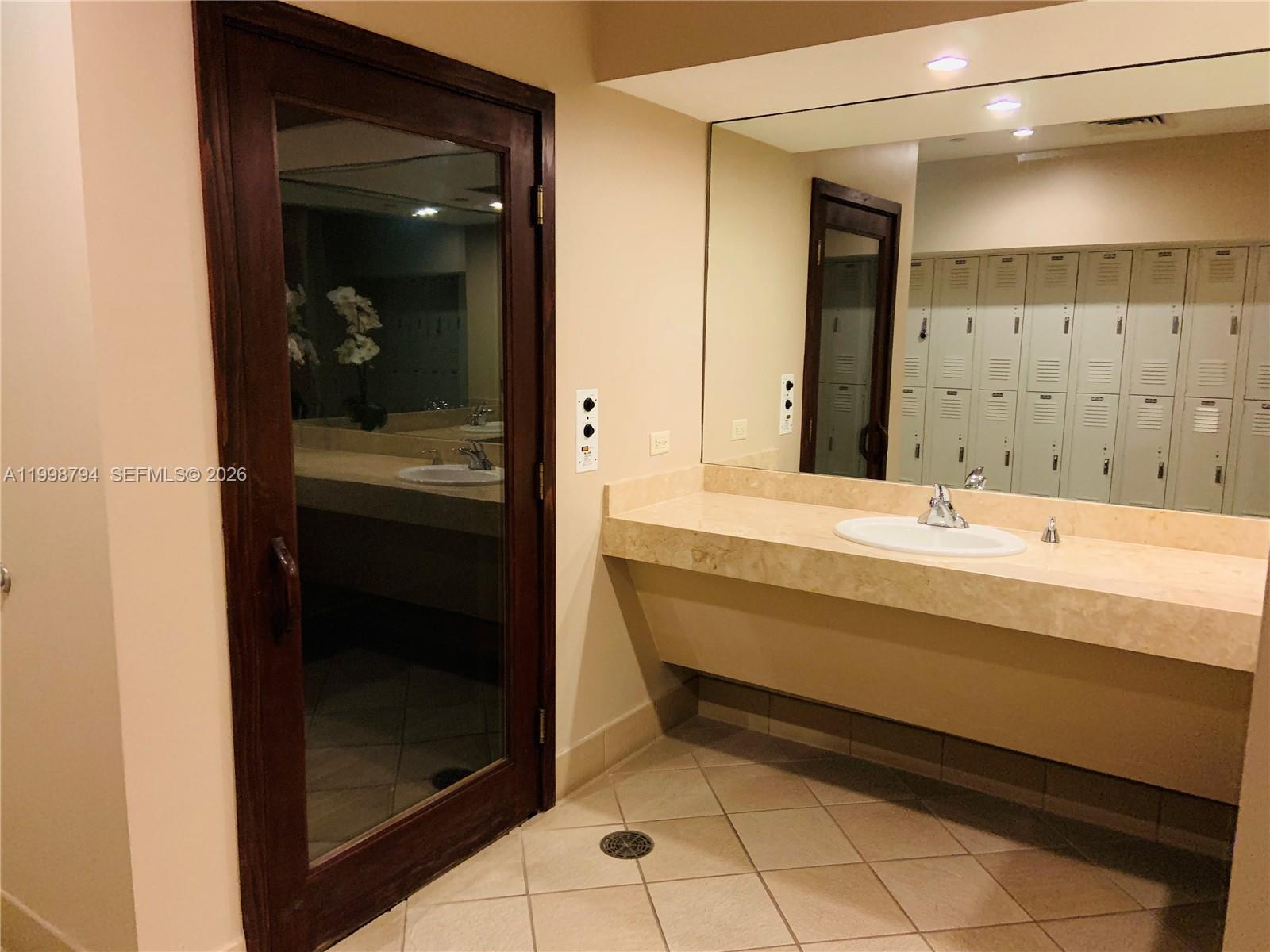 COURTS BRICKELL KEY CONDO - Residential Lease