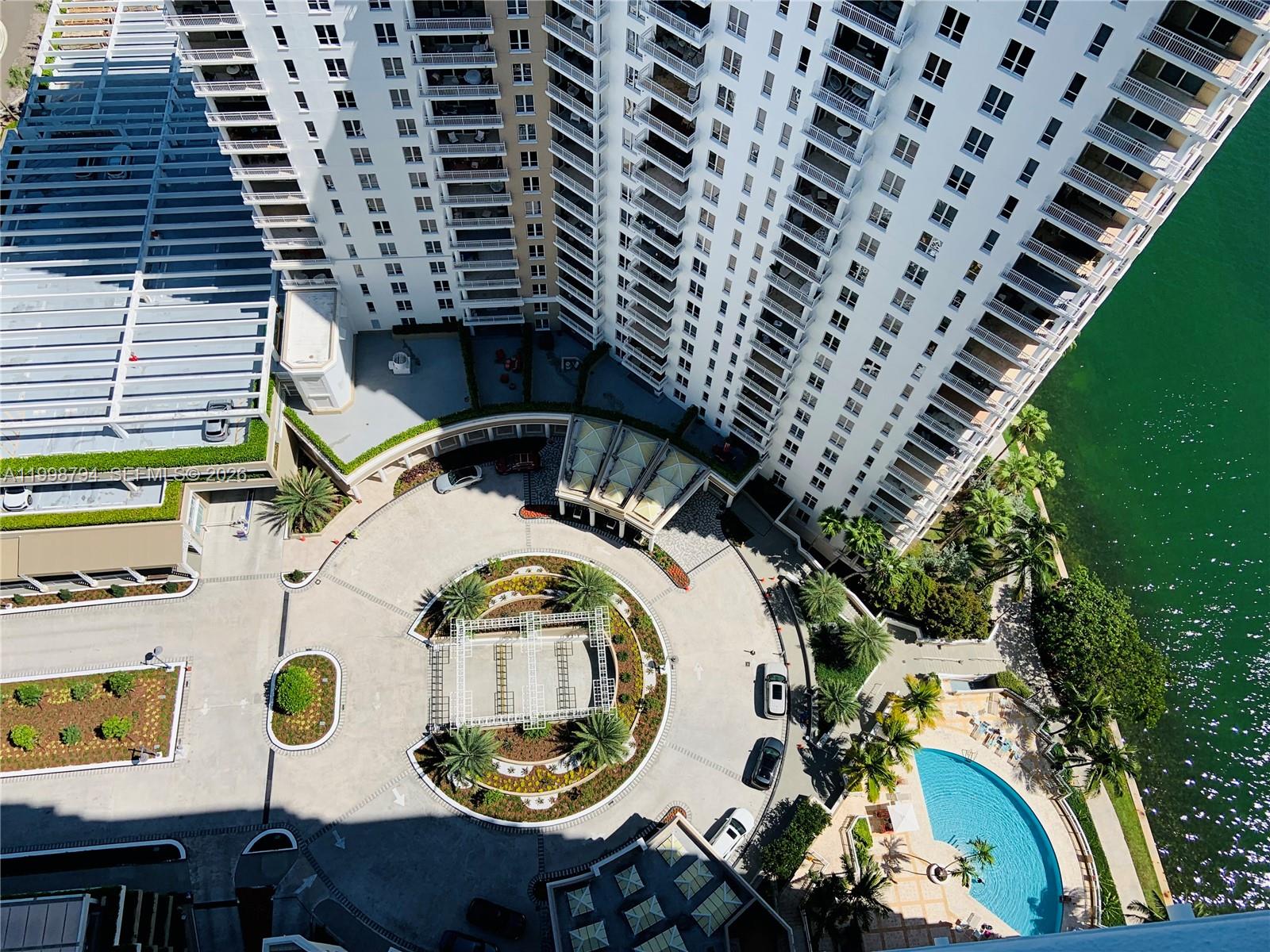 COURTS BRICKELL KEY CONDO - Residential Lease