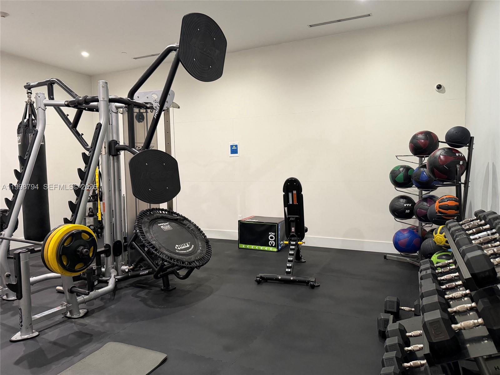 COURTS BRICKELL KEY CONDO - Residential Lease