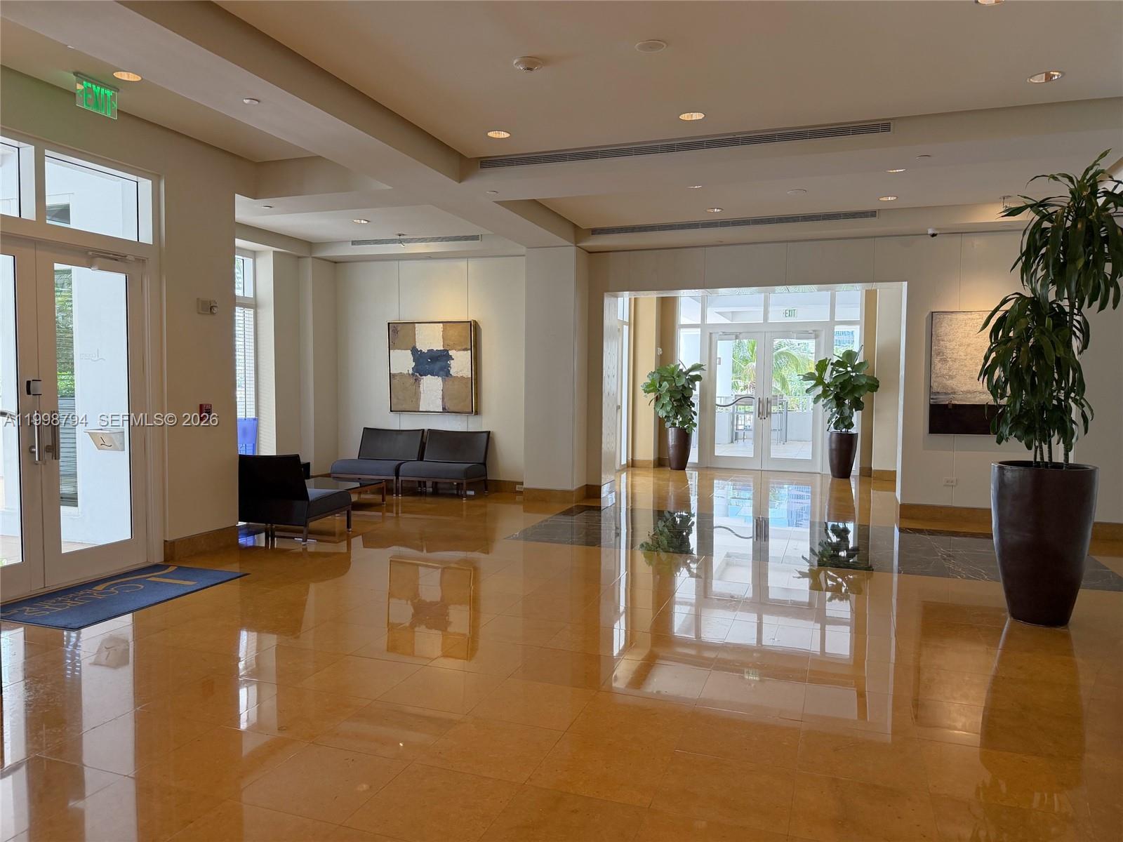 COURTS BRICKELL KEY CONDO - Residential Lease