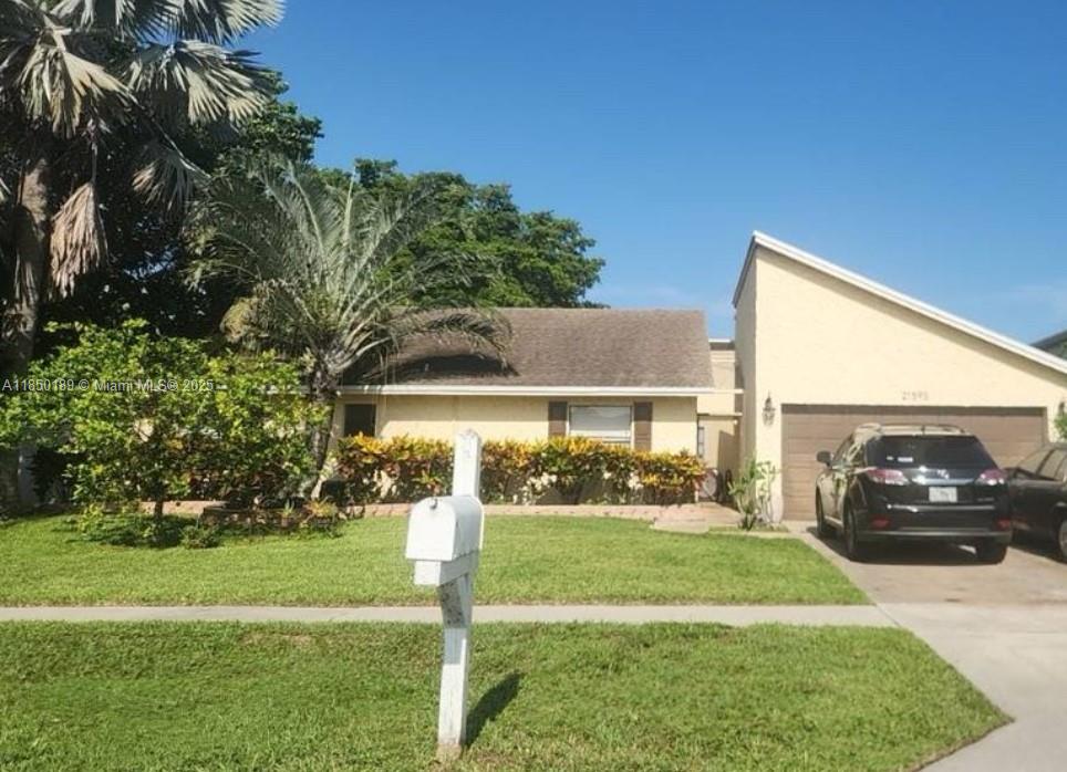 PRICED TO SELL QUICKLY. DON'T MISS THIS CHANCE TO INVEST IN A RAPIDLY APPRECIATING NEIGHBORHOOD.
Large family home in sought after community with A rated schools around. Perfect for quiet, community living. 4 spacious bedrooms, large living area, separate room for TV or Playroom. High impact slider and windows in living room. Sold AS IS.
For all showings and questions please call Listing Agent as soon as possible.