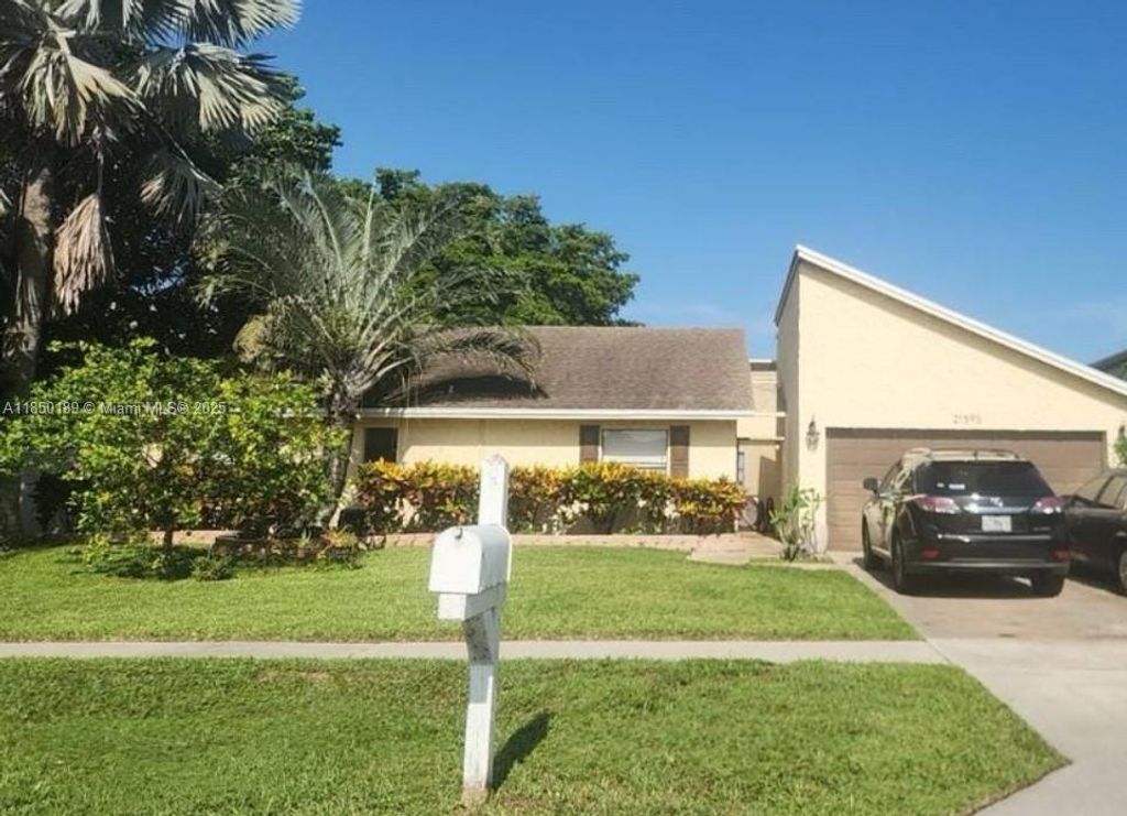 Photo of 21595 Redbay Rd, Boca Raton, FL 33433 (MLS # A11850189)