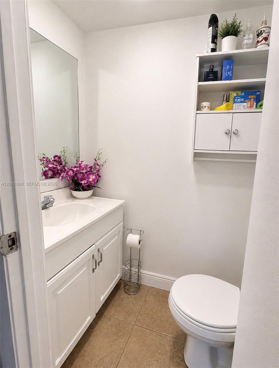 SAVANNAH APARTMENTS CONDO - Residential