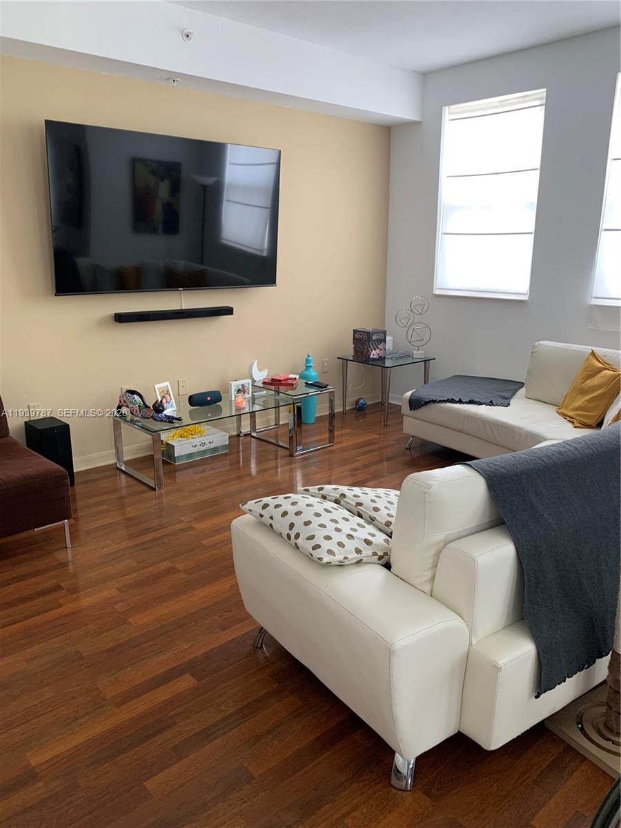 10855 NW 88th Ter 201