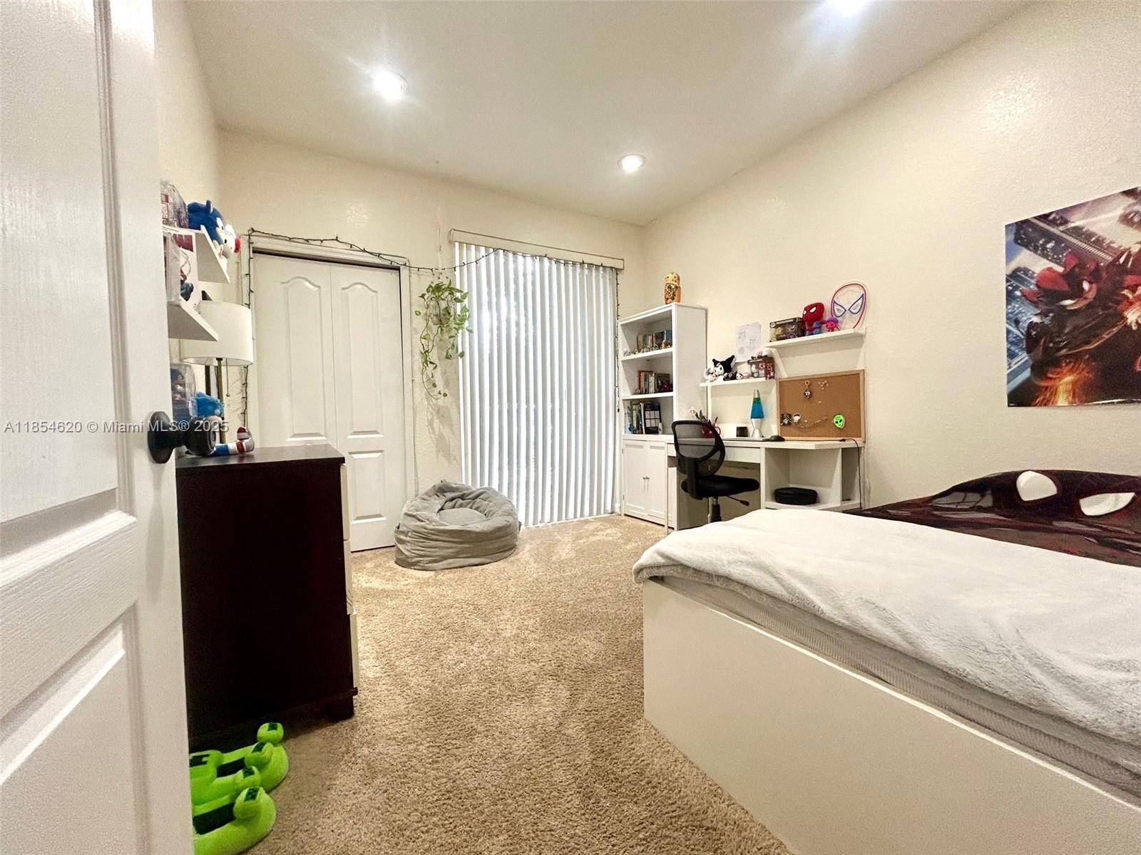 SHOMA COURTYARDS - Residential Lease