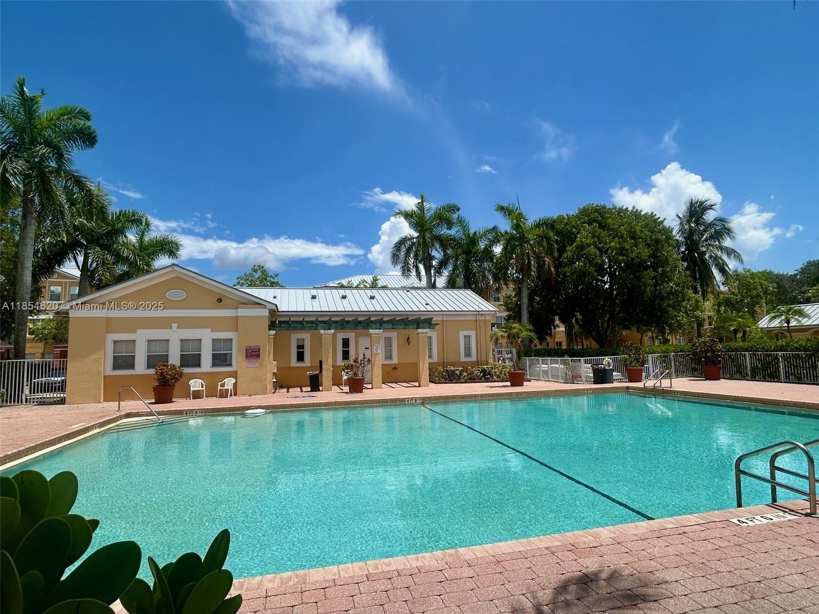 SHOMA COURTYARDS - Residential Lease