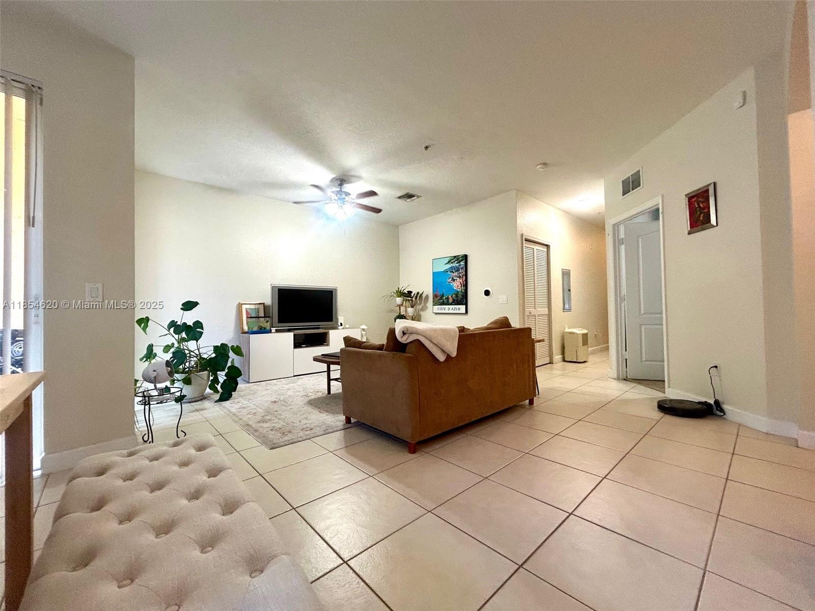 SHOMA COURTYARDS - Residential Lease