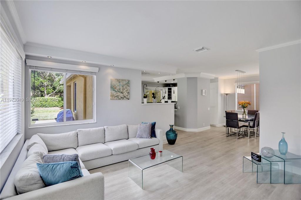 Photo of 1462 Sabal Trl, Weston, FL 33327 (MLS # A11973049)