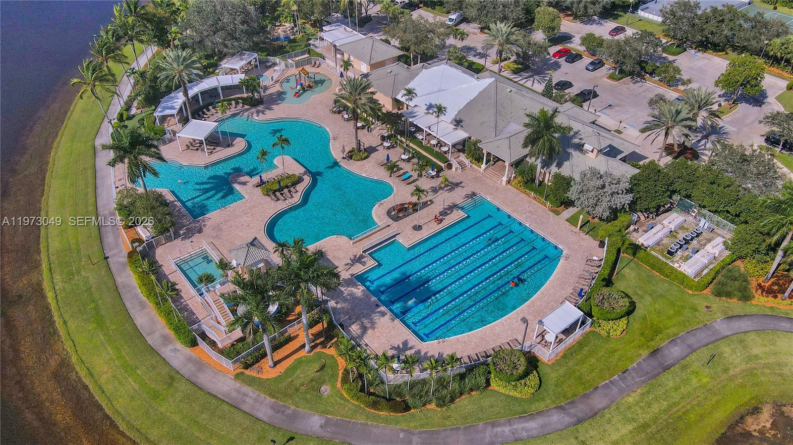 SECTOR 2-PARCELS 1 2 3 4 - Residential