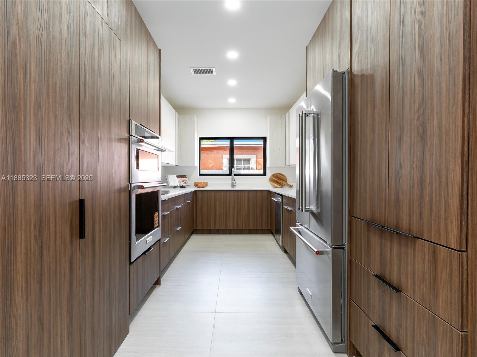 NICHOLS HEIGHTS - Residential