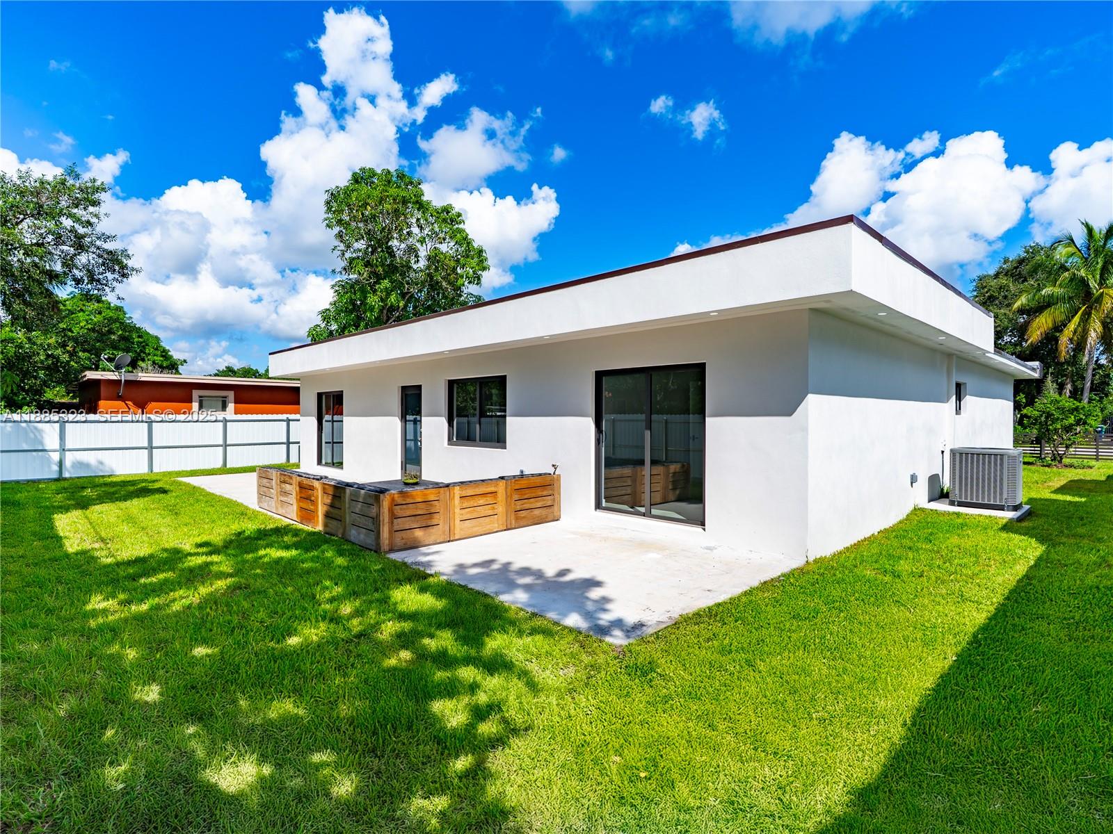 NICHOLS HEIGHTS - Residential