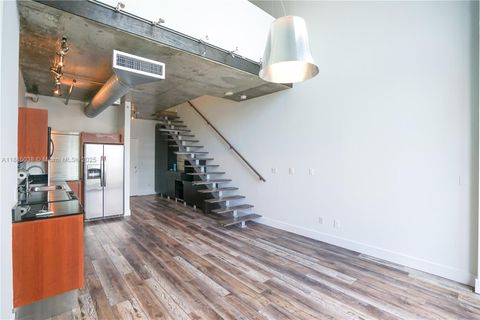 690 SW 1st Ct 2112 Miami FL 33130