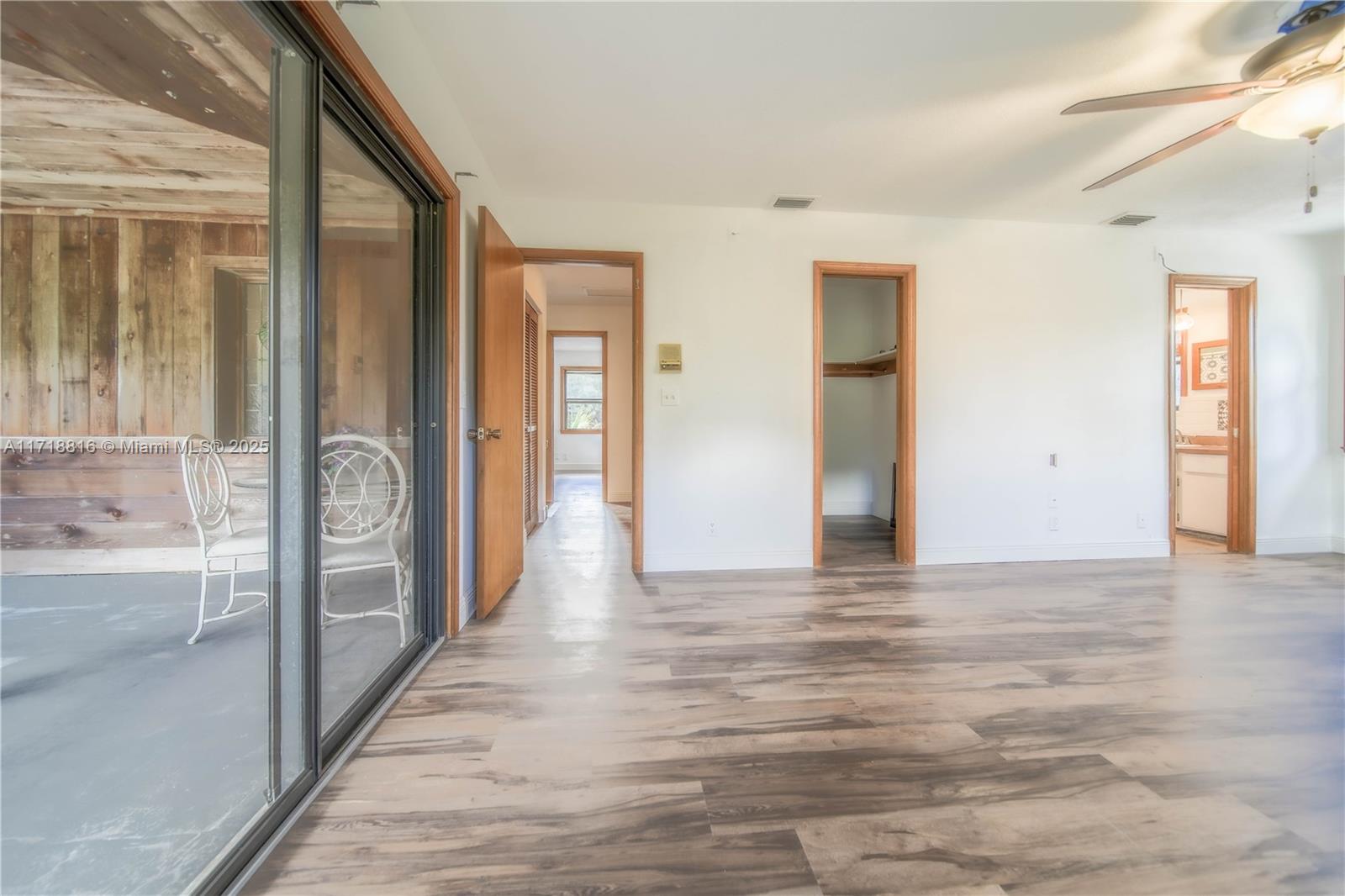 PALM BEACH FARMS CO 3 - Residential