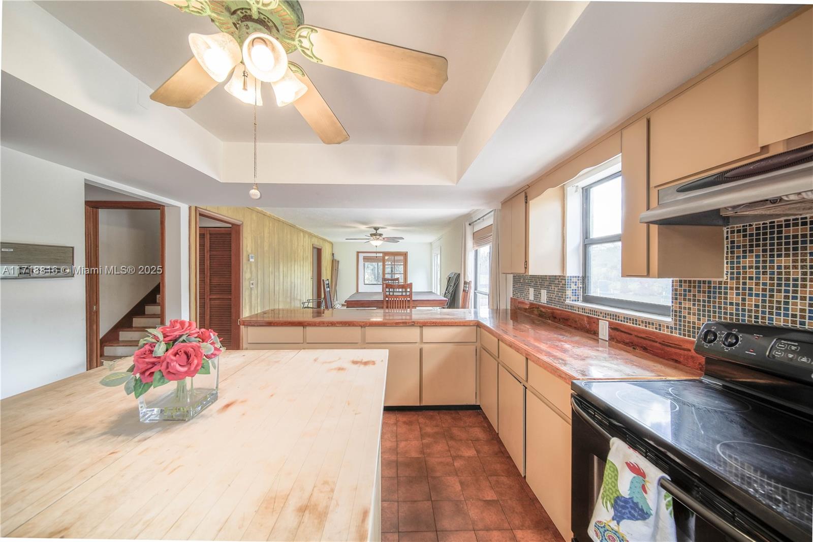 PALM BEACH FARMS CO 3 - Residential