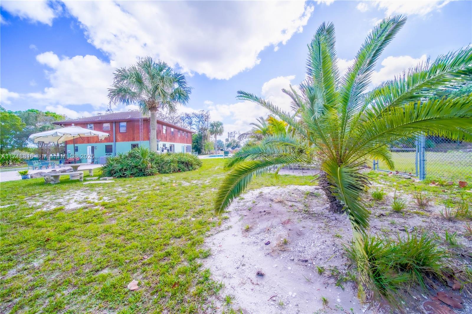 PALM BEACH FARMS CO 3 - Residential