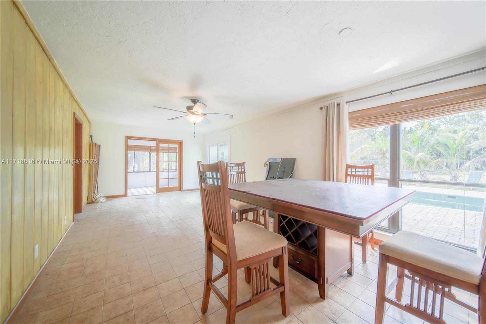 PALM BEACH FARMS CO 3 - Residential