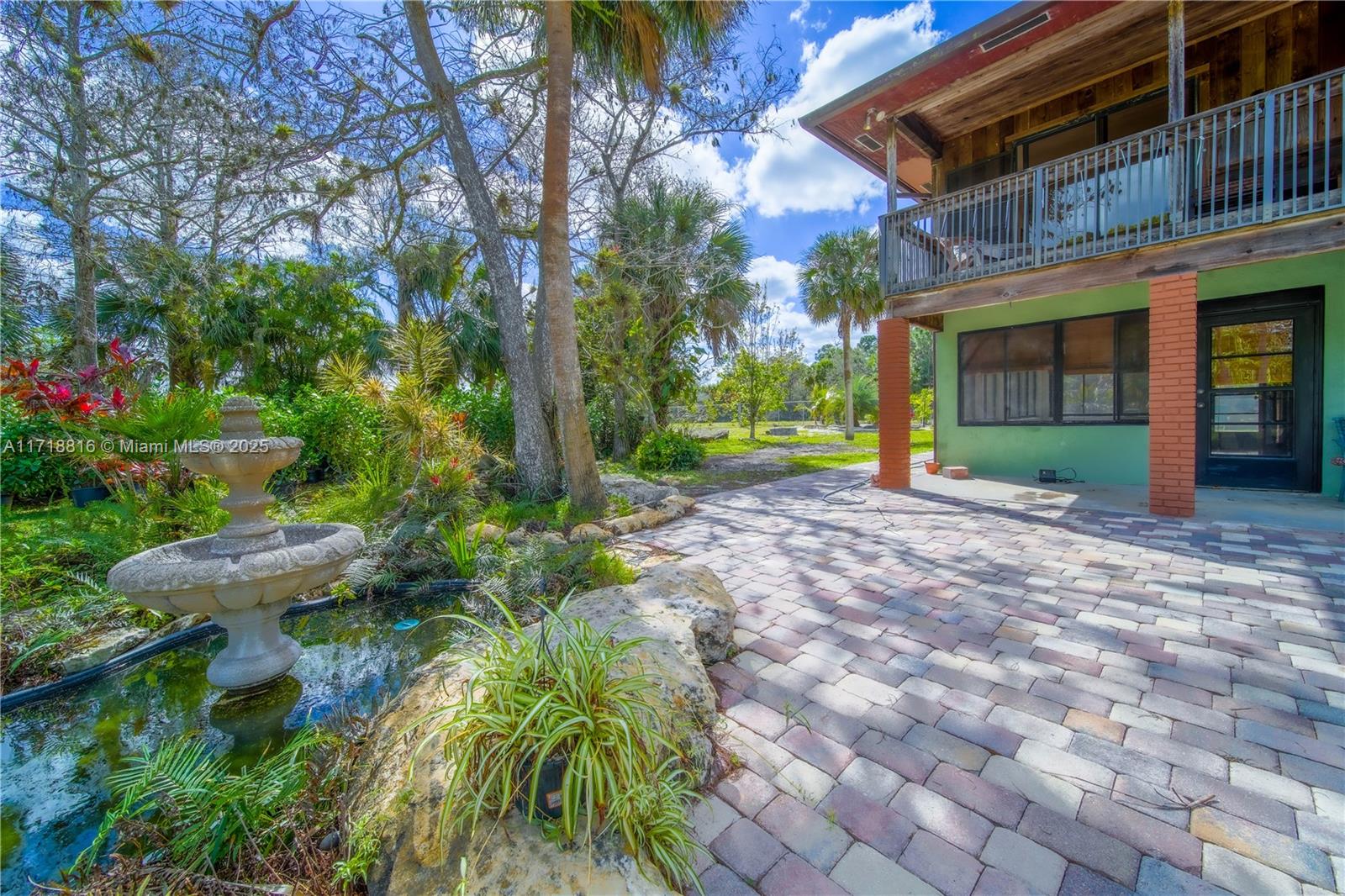 PALM BEACH FARMS CO 3 - Residential