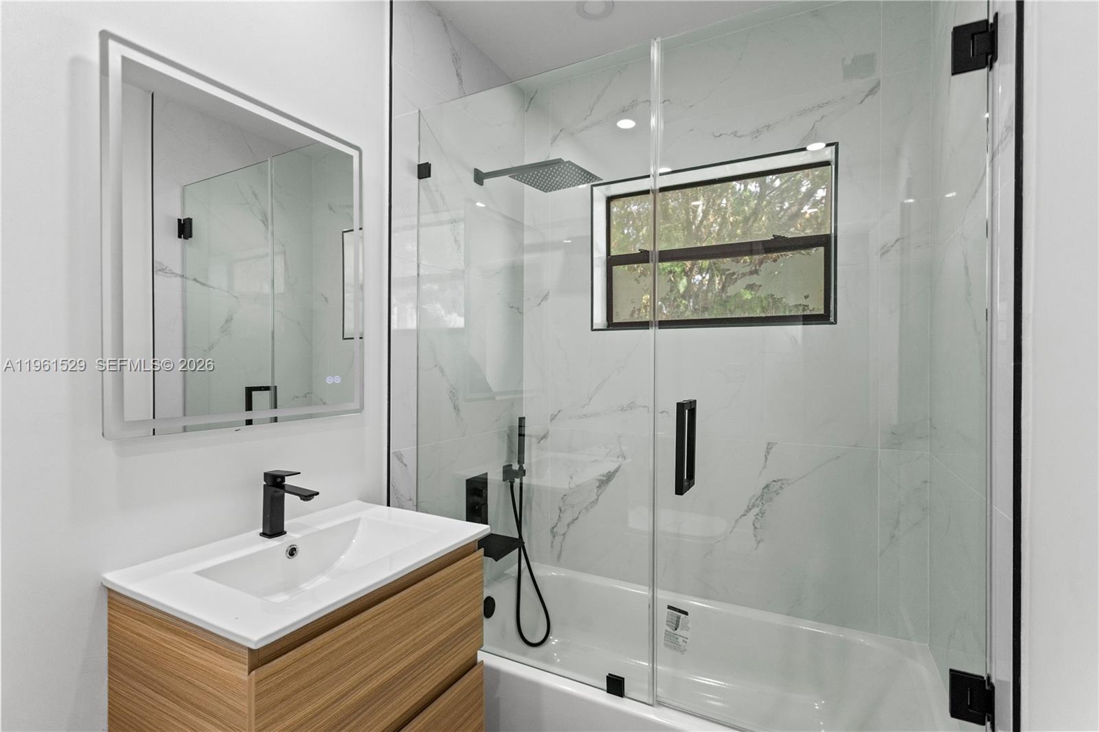 THIRD AMEND PLAT OF PORTI - Residential