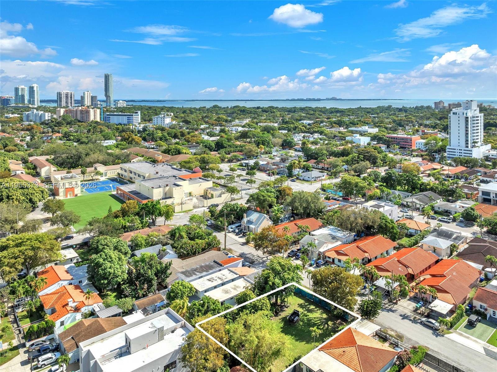 OSCEOLA GROVES - Land